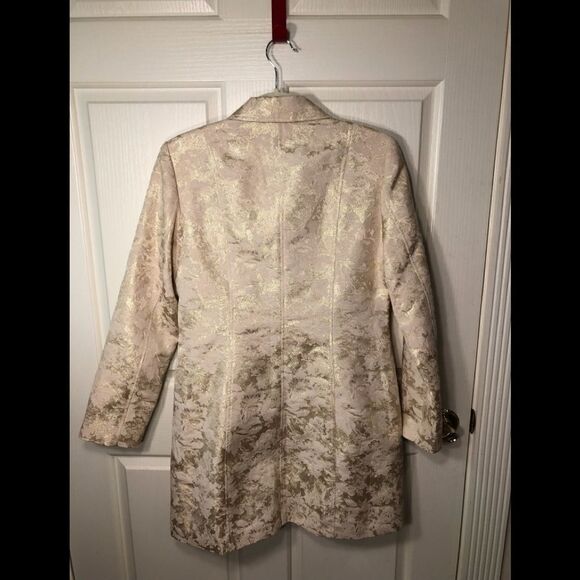 Chico’s coat  - Picture 2 of 7